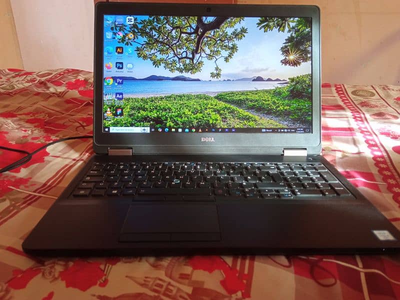 Dell Latitude E5570 Intel Core i5-6620HQ 0