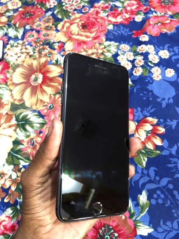 iPhone 8 Plus 256GB PTA approved 1