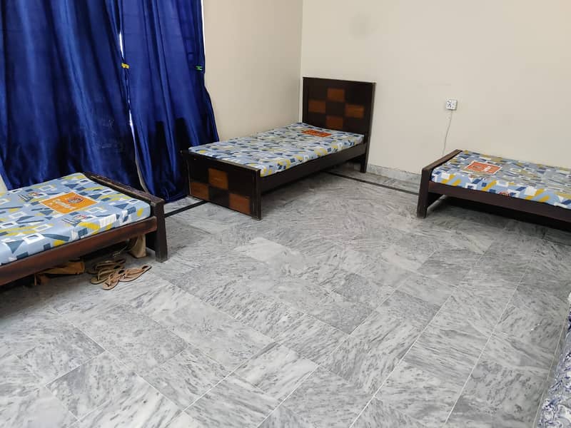 Luxury Furnished HOSTEL FOR Girls 8