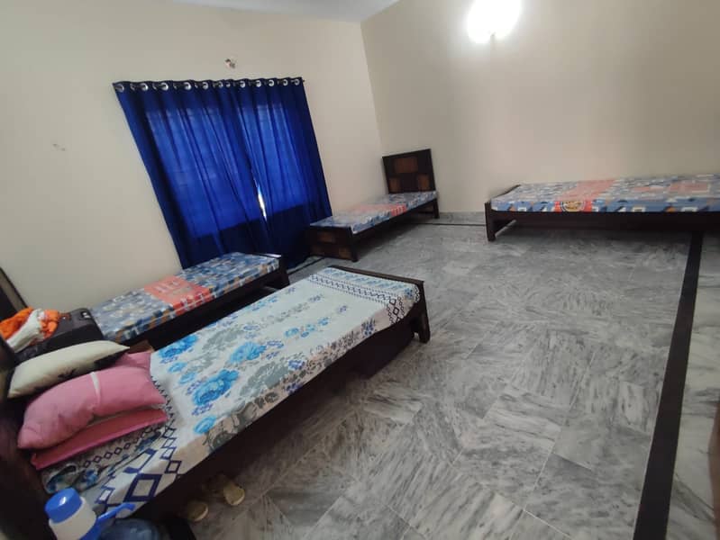 Luxury Furnished HOSTEL FOR Girls 11