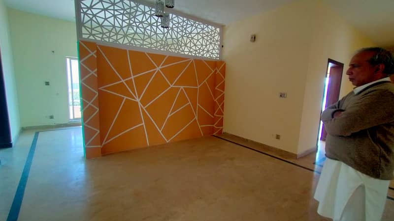 Beautiful Safari Villa 2 Available for Rent in Bahria Town Phase 7 Rawalpindi 9