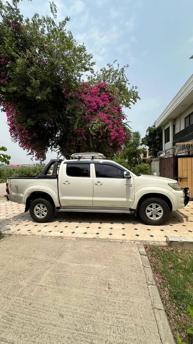 Toyota Hilux Vigo Champ G  2015 6