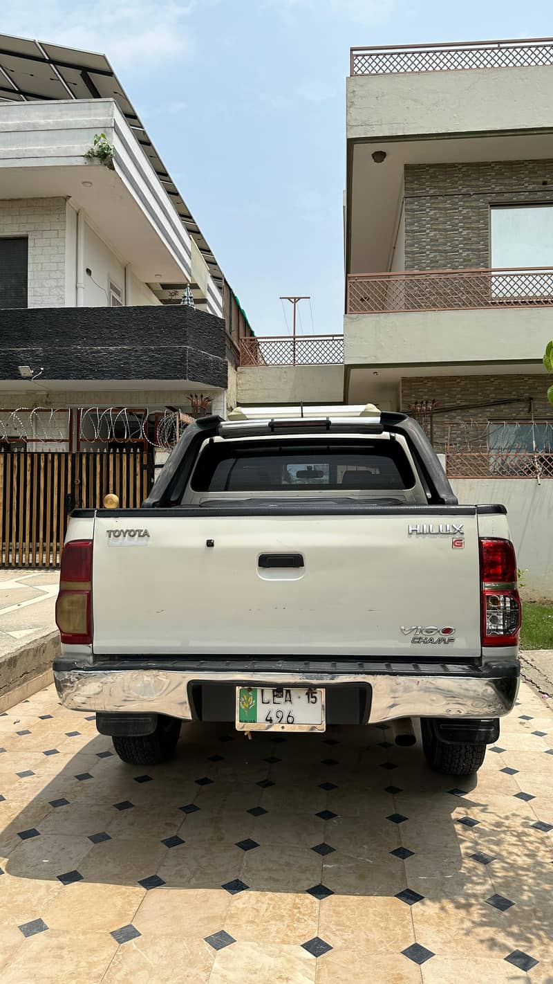 Toyota Hilux Vigo Champ G  2015 9