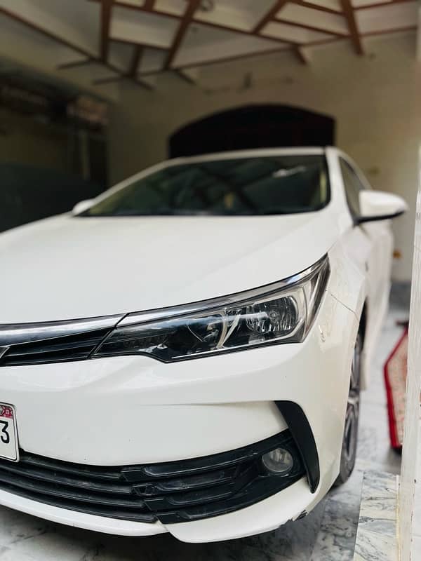 Toyota Corolla Altis 2017 4