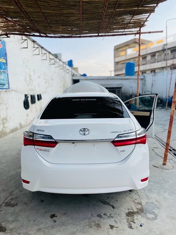 Toyota Corolla Altis 2017 6