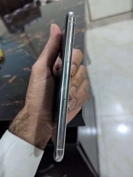 IPhone 11 Pro Non PTa 2