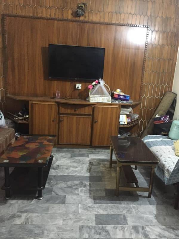 10 marla beautiful single story house for rent allama iqbal town lahore 3