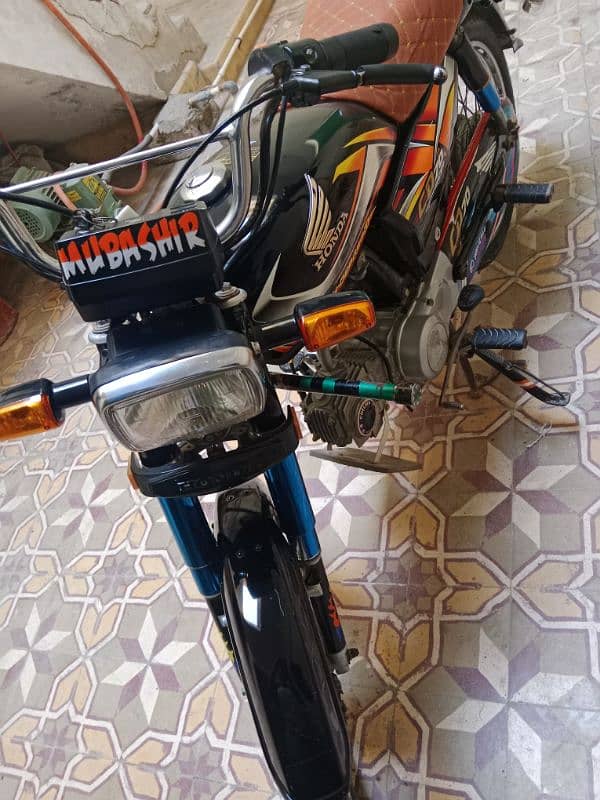 HONDA CD 70 2022 4