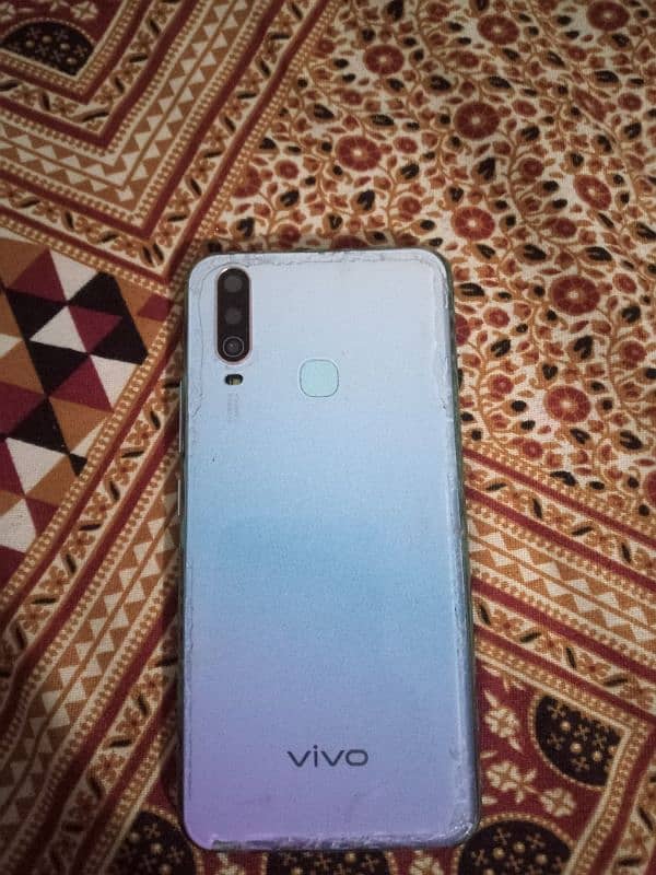 vivo y17 8 gb ram 0