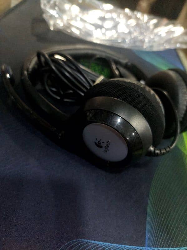 Logitech H390 fresh condition 1