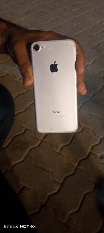 iphone 7 PTA 128gb 1