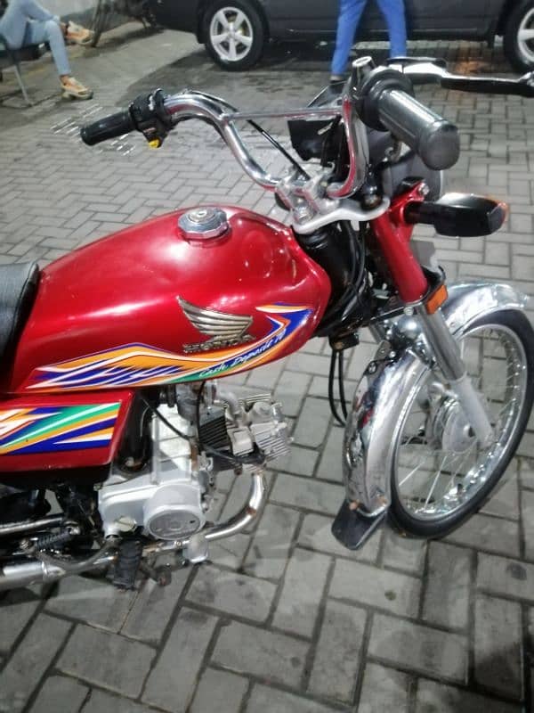 Honda CD 70 2021 10