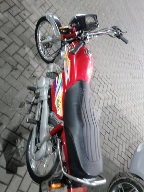 Honda CD 70 2021 11