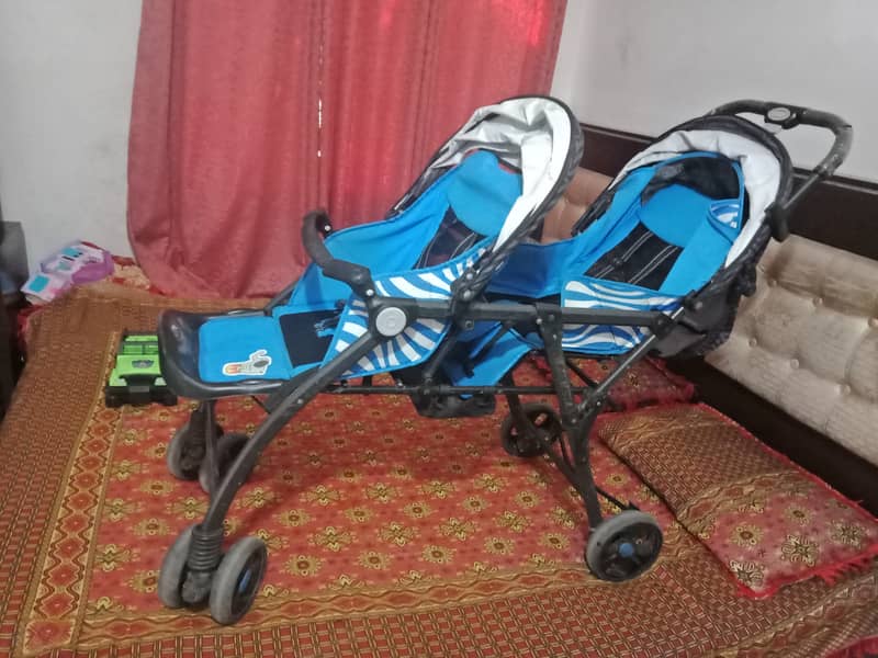 Twin Pram Stroller 1