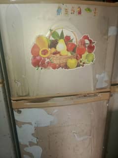 urgent sell Downlanc fridge 03074951125