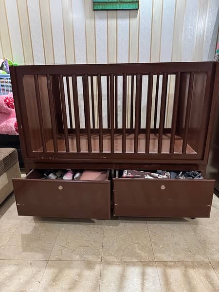 heavy solid wooden baby cot length 4 fit widtg 3.5 6