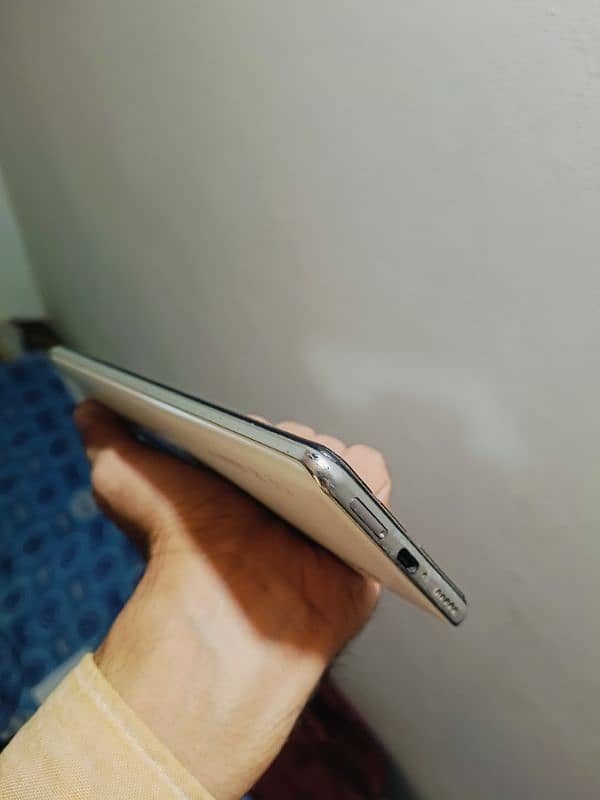 Xiaomi Poco F3 7