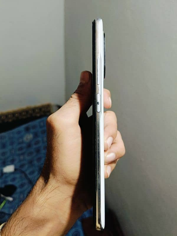 Xiaomi Poco F3 9