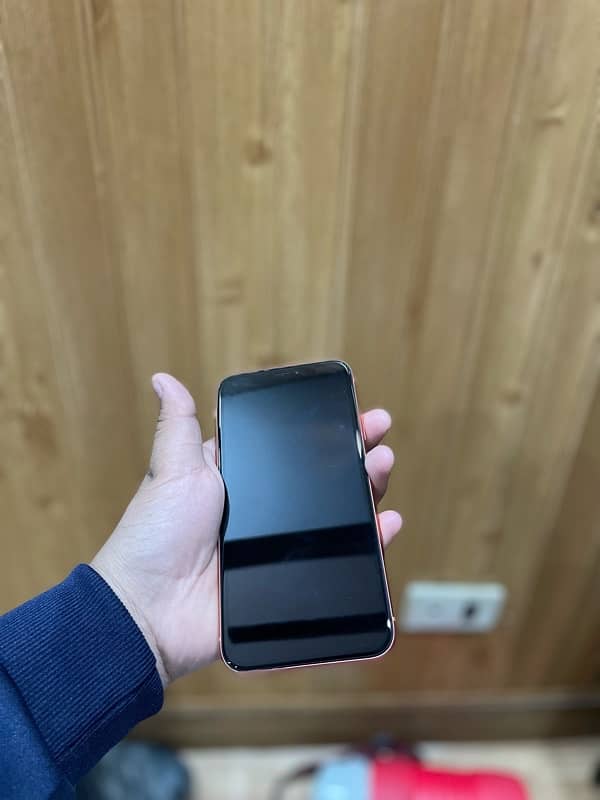 iphone xr waterpacked 6