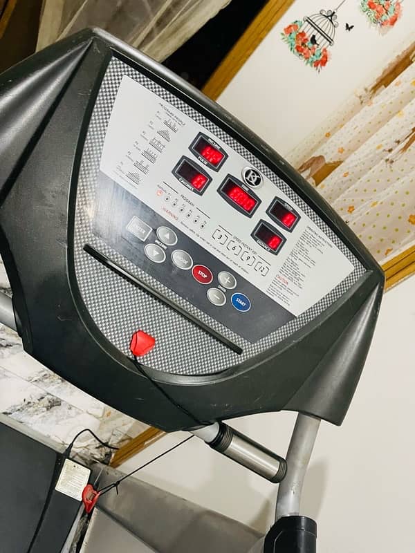 double motor treadmill 1