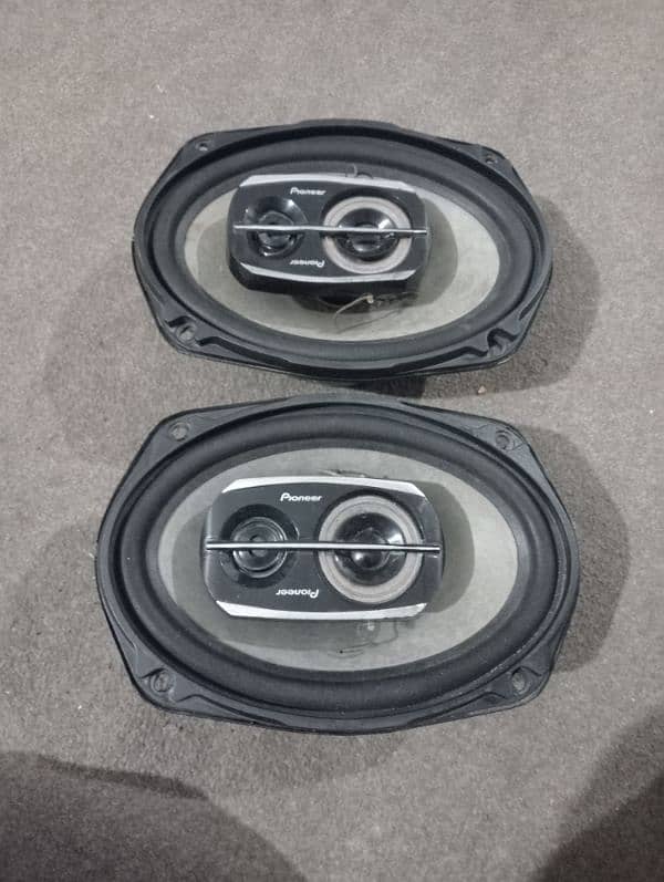 Pioneer speakers 0