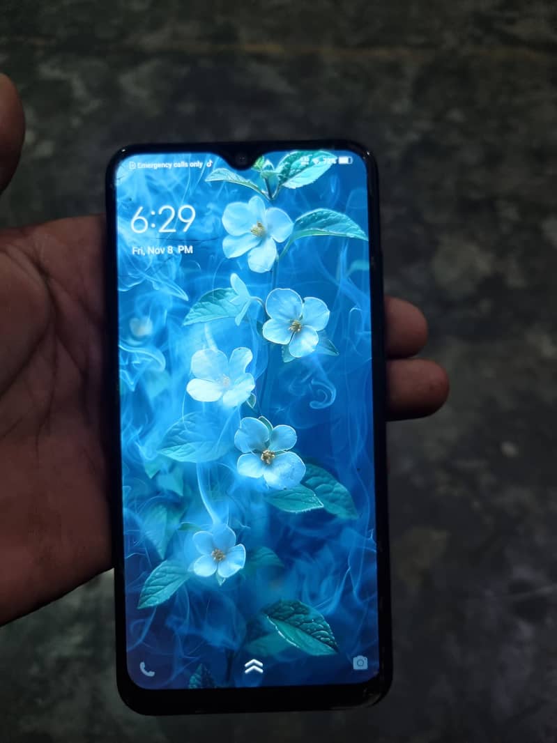 vivo y1  for urgent sale 0