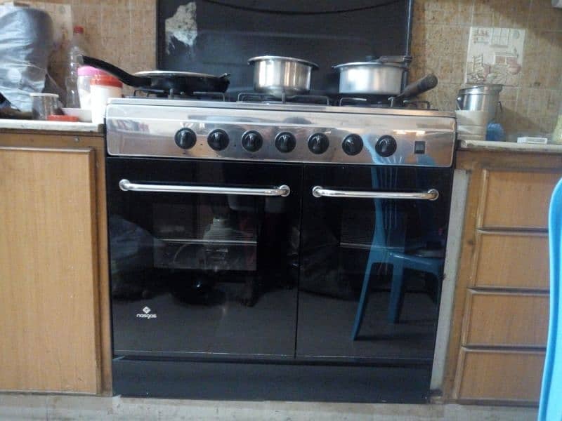 Nasgas 5 Burnal Oven for Sale. 3