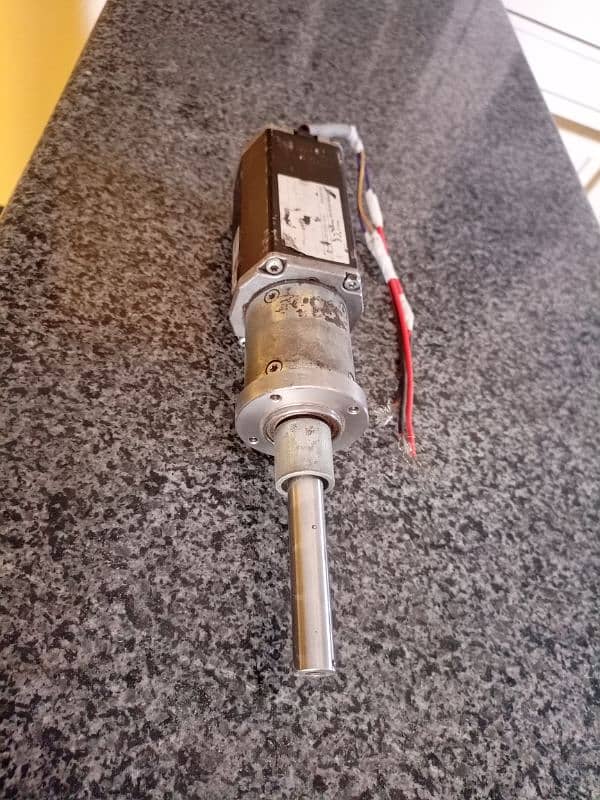 BLDC 24V Gear Motor For Boat Rudder and Steering 2