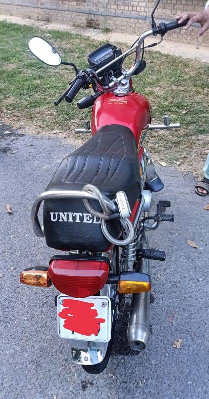 United 70cc 4