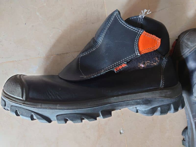 Original Emma safety boots, travelling welding hunting shoes 2