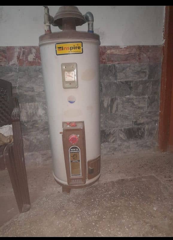 60 Litter Small Size Geyser For Sale 0