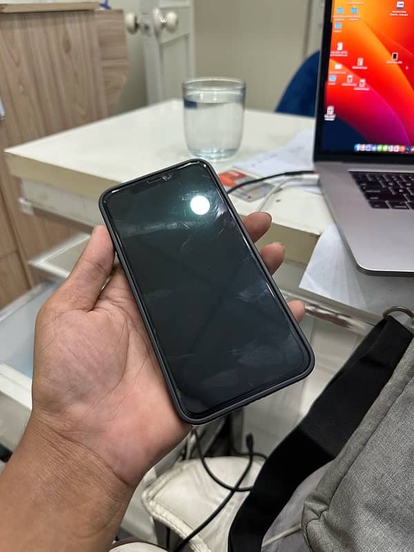 iPhone 11 pro max 256 0