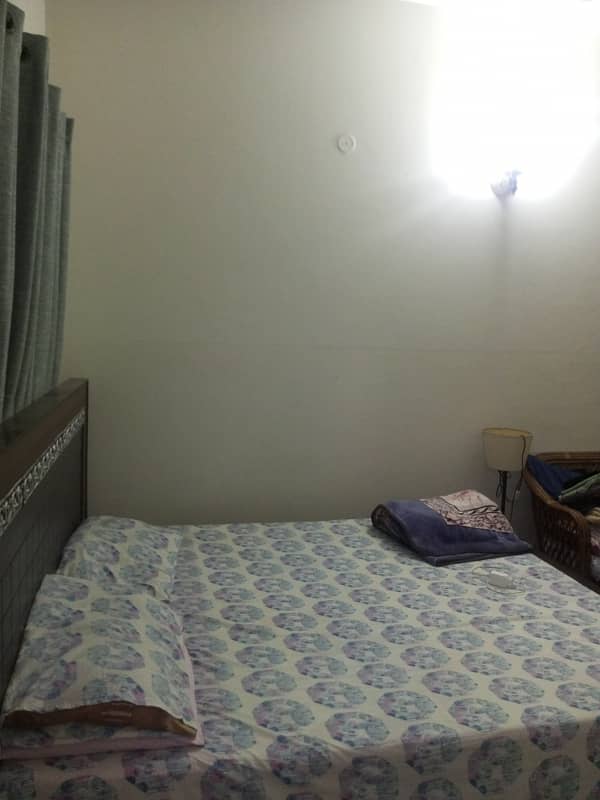 Furnish room available in G11 for ladies 2