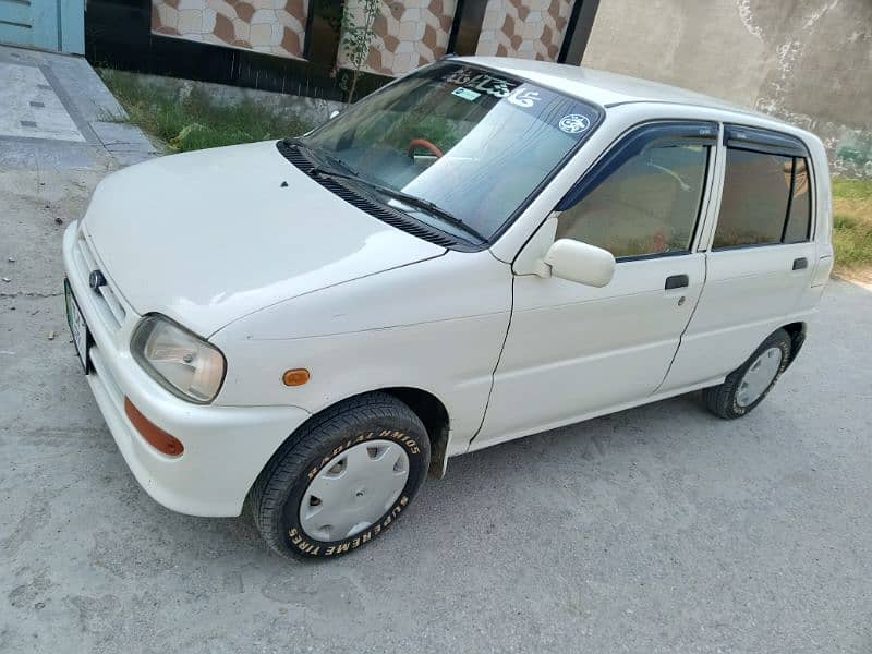 Daihatsu Cuore 2006 4