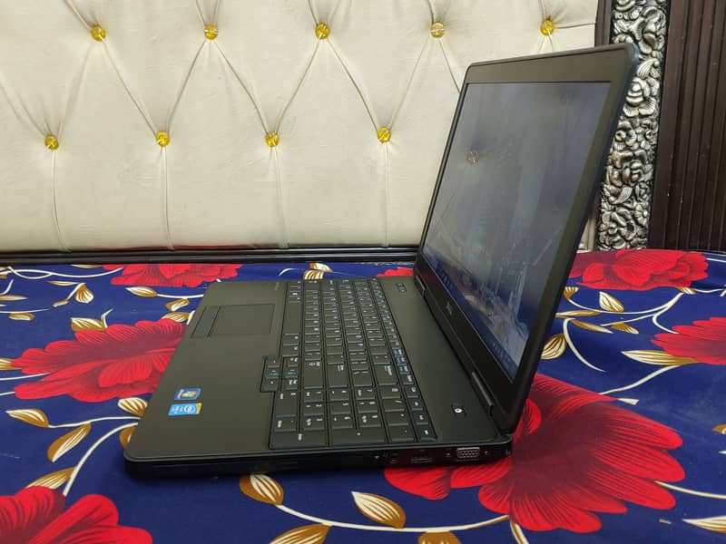 Dell Latitude 5540 (i5 4th 8GB 128GB SSD) 4