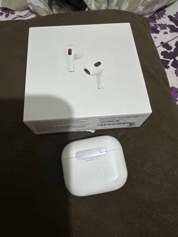 Apple airpods 3rd generation 1