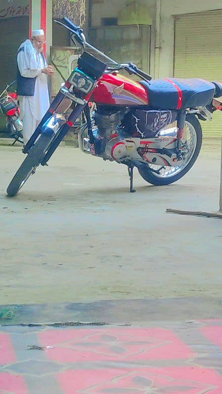 HONDA 125 KIKSTART CONDITION SO DOOD I NEED MONEY 3