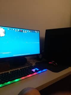 Gaming Setup *with moniter*