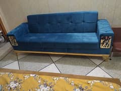 sofa bed solid material brand new ha need cash