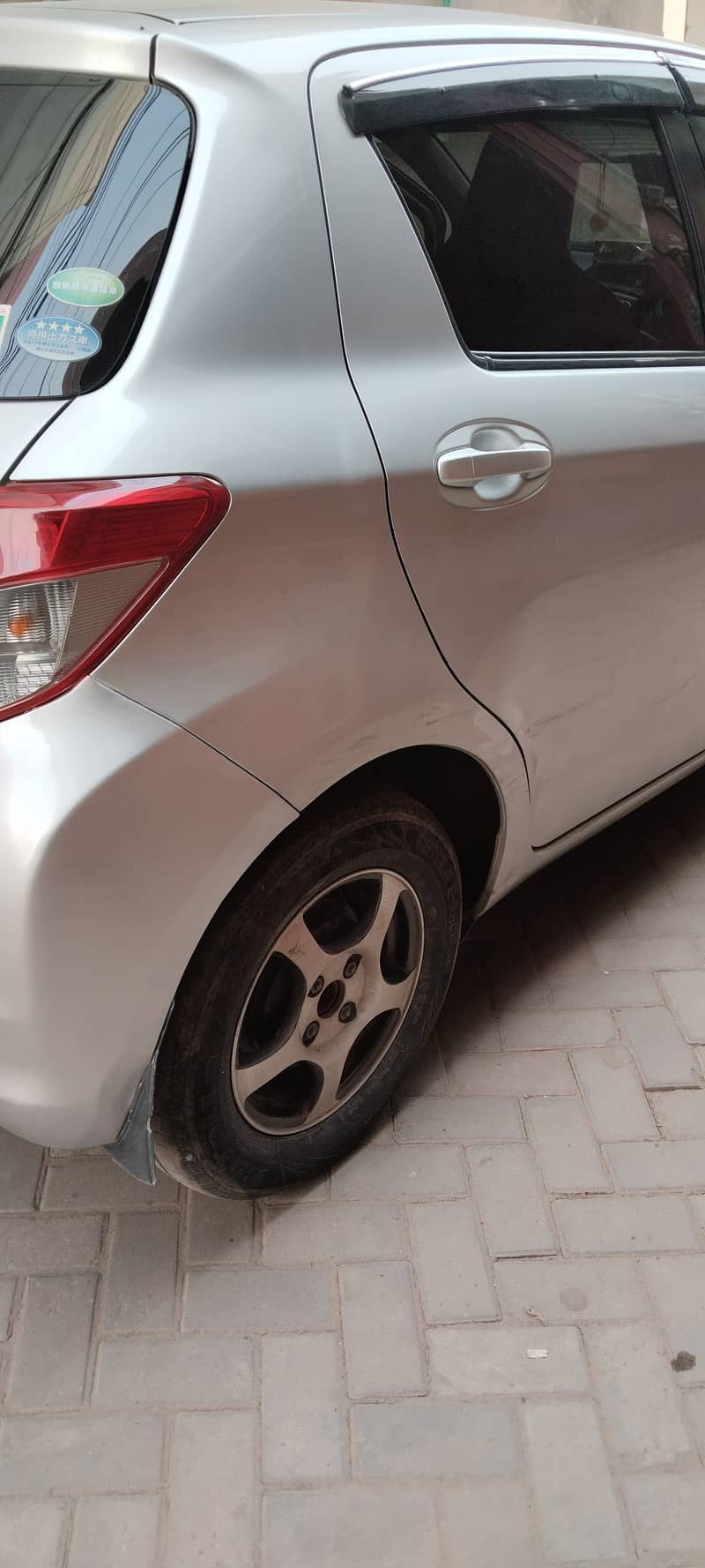 Toyota Vitz 2013 8