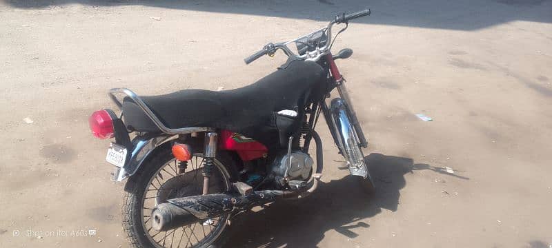 honda 125 karachi number 0