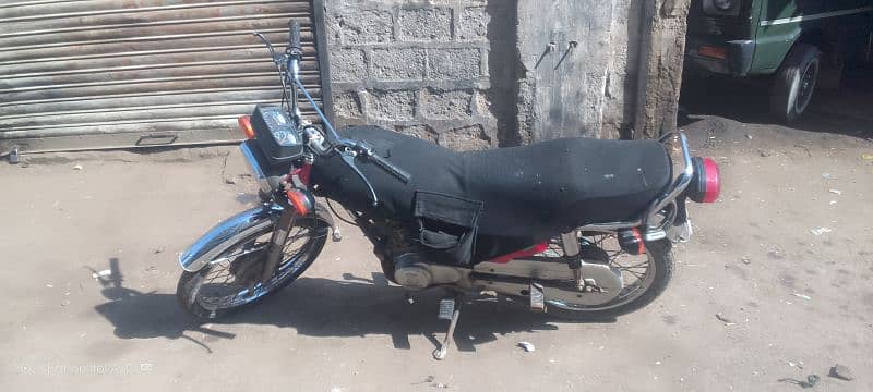 honda 125 karachi number 1