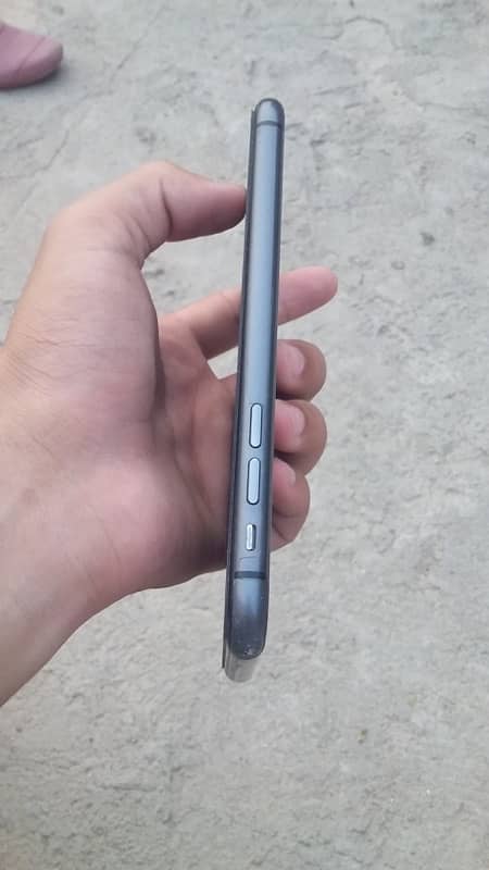 iPhone 11 non pta 6