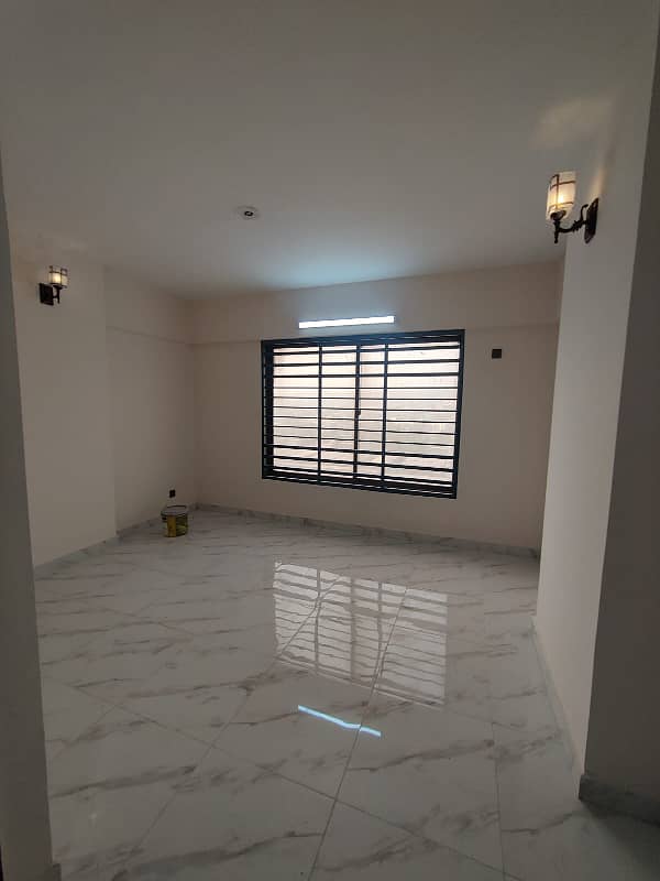 Flat For sale In North Nazimabad - Block F 10