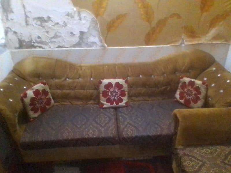 5 Seater sofa set 1