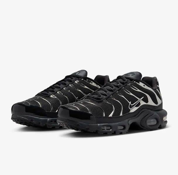 Nike air max plus shoes 8 UK size 42.5 EU size 2