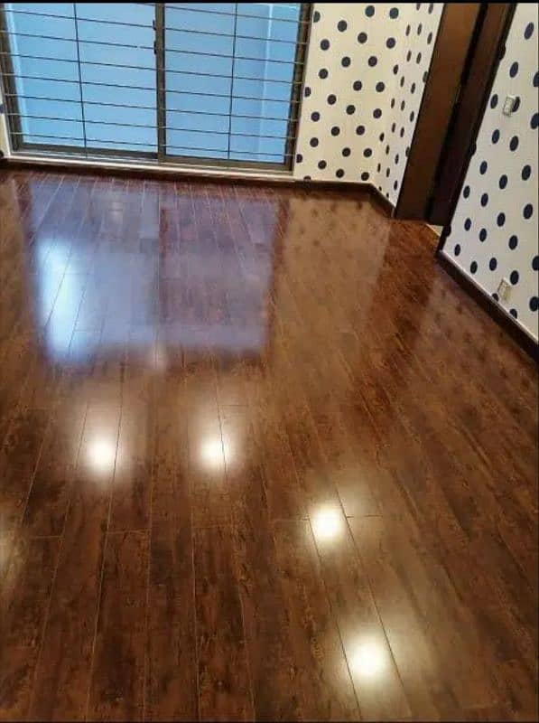 Wooden Vinyl Floor. 14