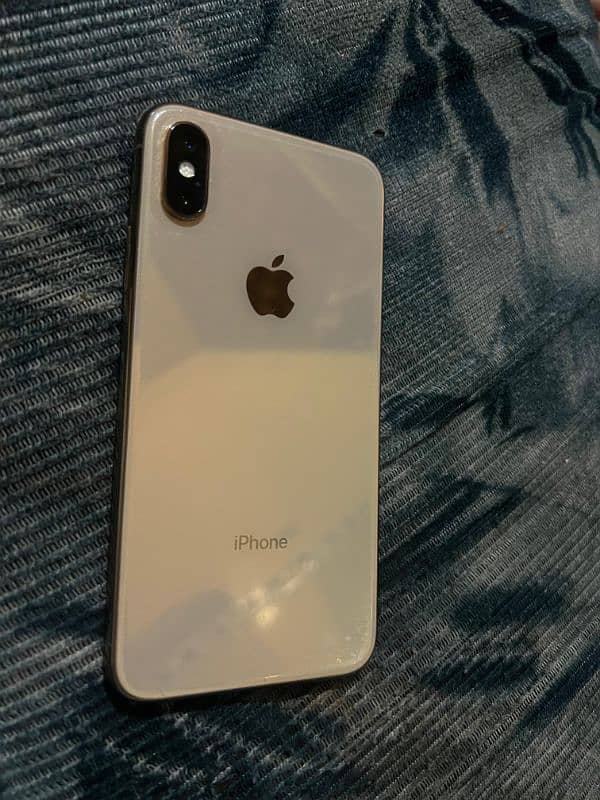 iPhone xs non PTA 64GB memory 0