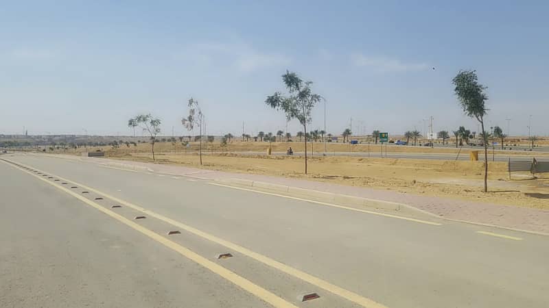 125sq yd Category Plots at Precicnt-27 Close to Jinnah Avenue, London Bridge and all Amenities FOR SALE 18