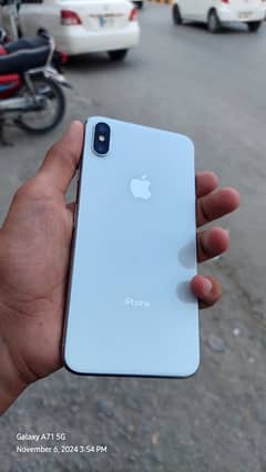 xs max